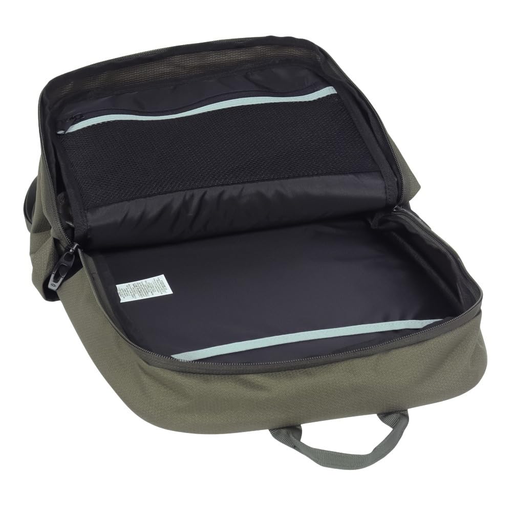 Oakley Essential LT Daypack M 8.0 FW (83C) Raven 23L Lightweight Backpack FOS901827