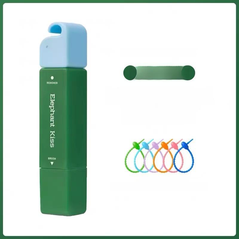 Portable Clothing Stain Remover Pen Waterfree Stain Remover Decontamination And Oil Removal Powerful Cleaning Double-Head Design Green
