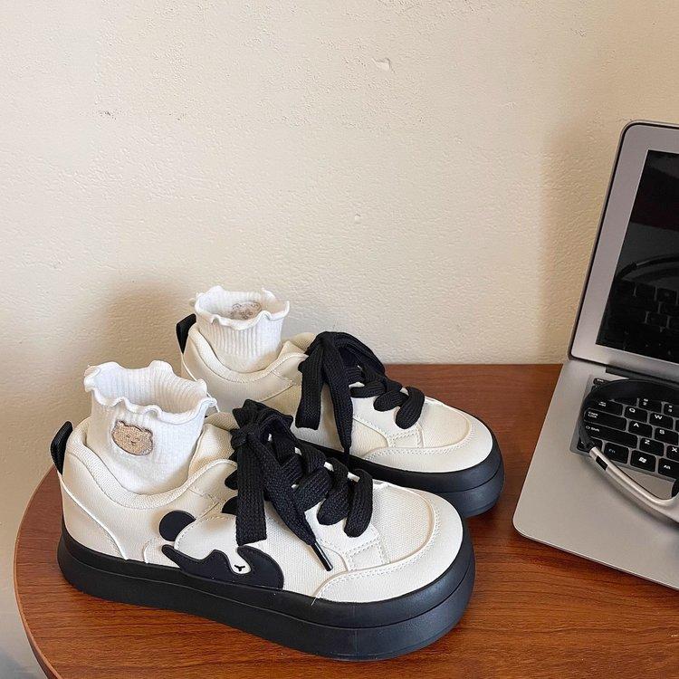 

High-value canvas shoes for women s 2025 spring and summer new thick-soled versatile board shoes, thin breathable Guochao panda little white shoes 40