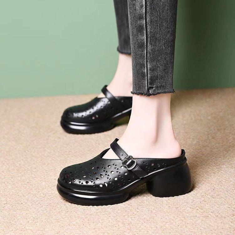 Baotou breathable slippers women's summer outer wear 2025 summer new thick heel thick sole hollow one pedal super soft women's shoes