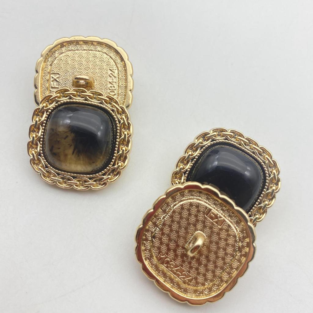 5 Stück 5 Stück Xiaoxiangfeng Handgemacht DIY Perlglanzfarbe Hanfseil Kantenkette Harz Metall Kombination Schnalle Dekorative Accessoires Kleidungsknöpfe