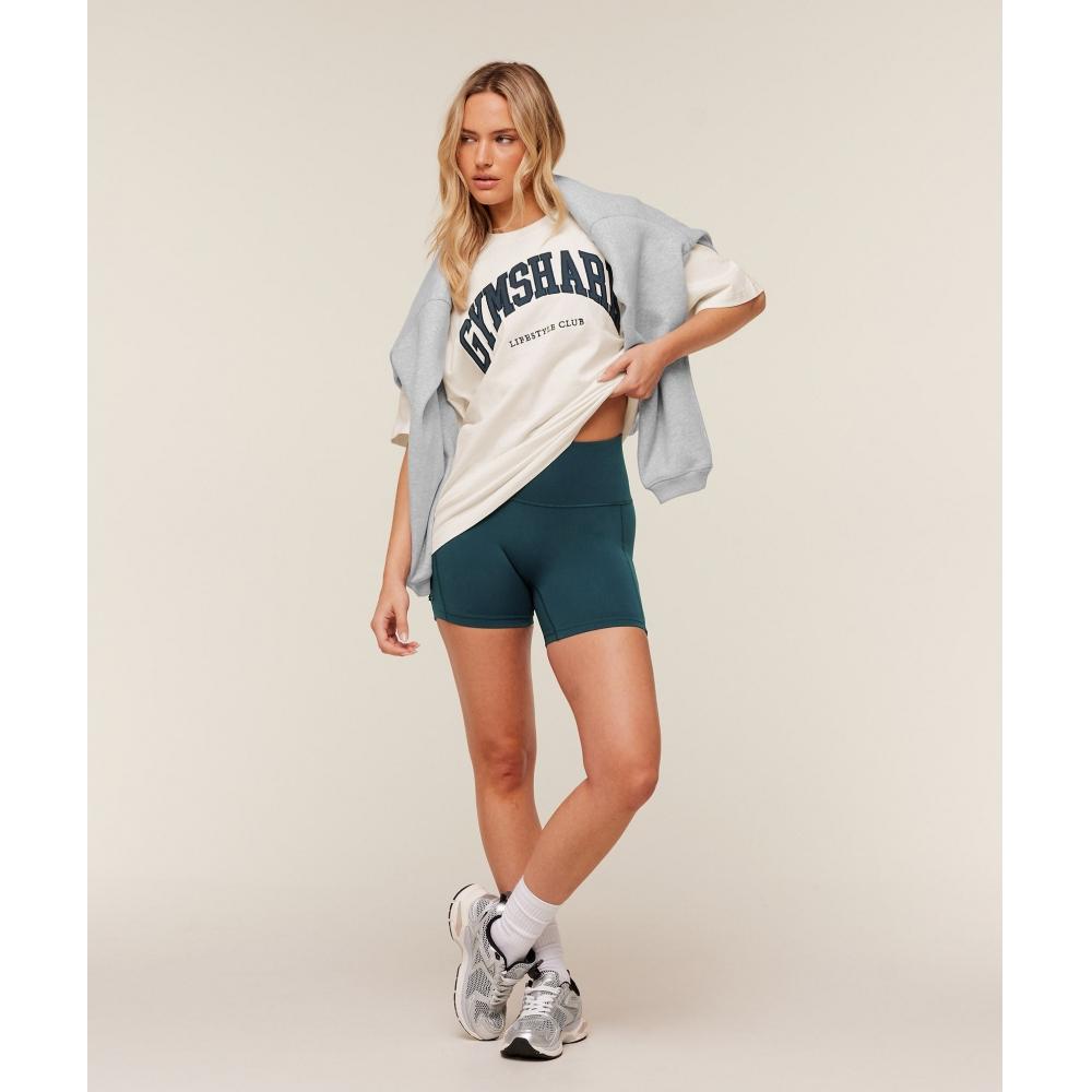 Gymshark CollegiaTe Graphic T shirT Gs sofT whiTe B4c7w Wcmy