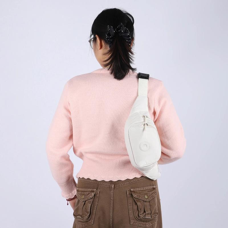 Lightweight Women's Outdoor Chest Bag – Rainproof Nylon Waist Pack for Hiking Running & Sports Use