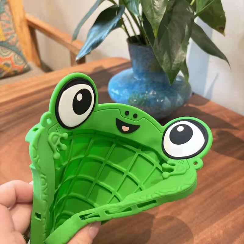 Cartoon Big Eyes Frog Tablet Case For Samsung Tab A7Lite A9 A11Plus T290/297 And iPad 7 8 9 10th 11th 12th Air Pro 11 A16 Mini 4 5 6 7 Kickstand