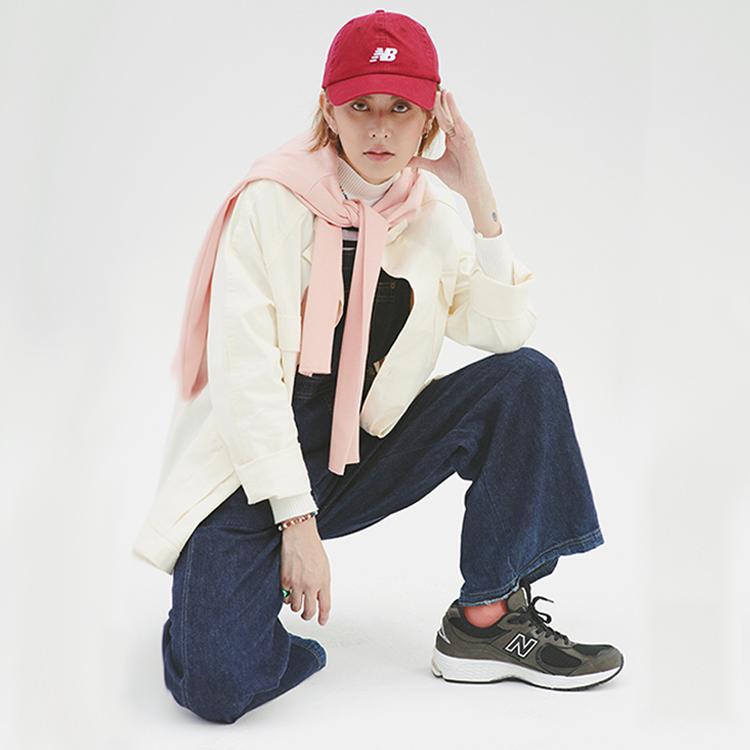 New Balance 2002R Black Grey Sneakers ML2002RB(D width)