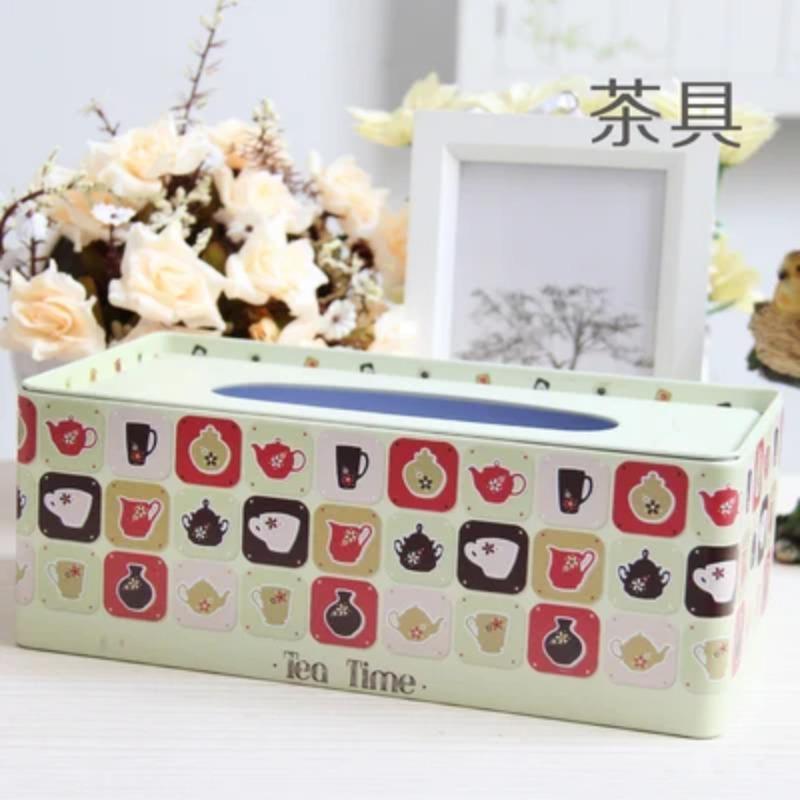 NEUE Hochwertige Taschentuchbox im ländlichen Stil mit Rosenmuster, Schreibtischdekoration aus Eisen