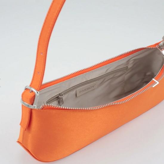 Damen Baguette-Tasche aus Satin in orange