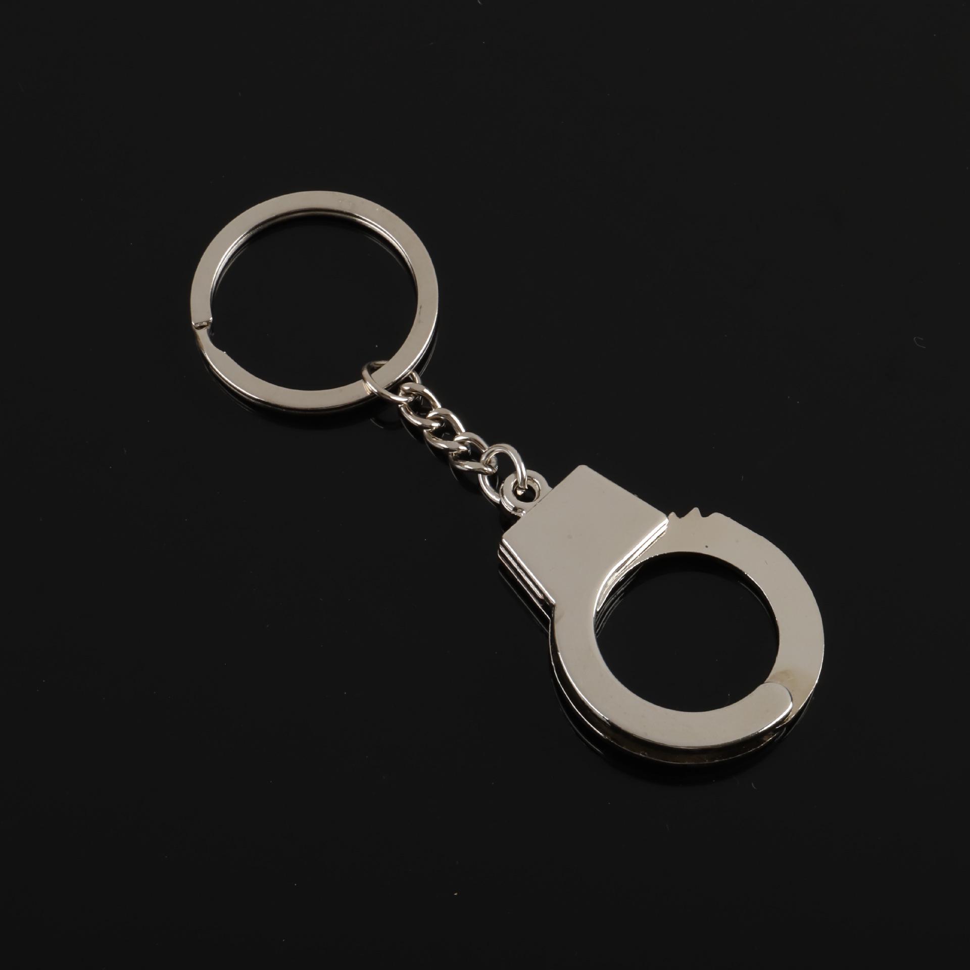 

Personalized Metal Handcuffs Keychain - Creative Car Pendant & Waist Accessories