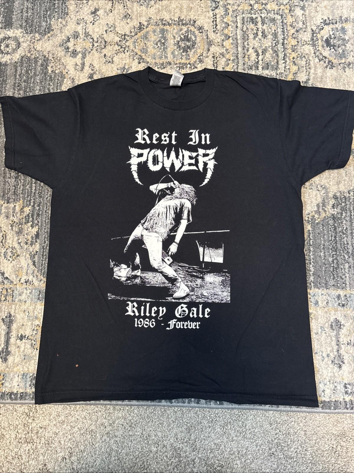 Power Trip Shirt Large  Rest In Power: Riley Gale  Unisex T-Shirt M