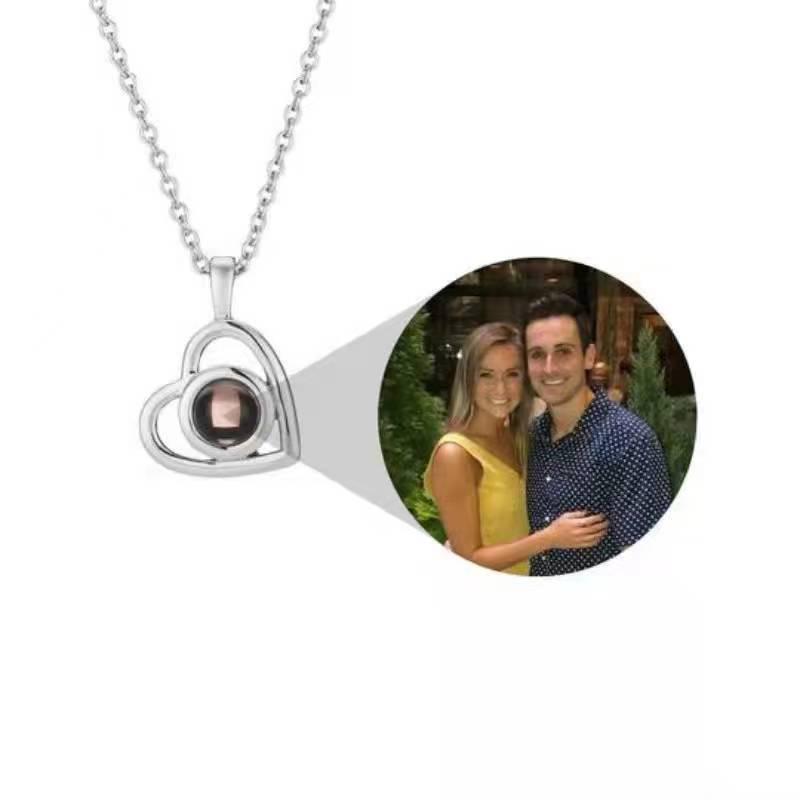 Customized Love Photo Necklace: 100 Languages 'I Love You' Pendant - Ideal for Christmas & Valentine's Gifts