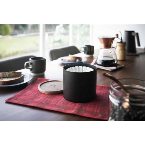 Kalita Wave Filter Case, Black, with a Wooden Lid To Keep Dust and Odors Out of the Filter. Fits RIN 155 and 185 Models. #44325. Stylish and Antique-l