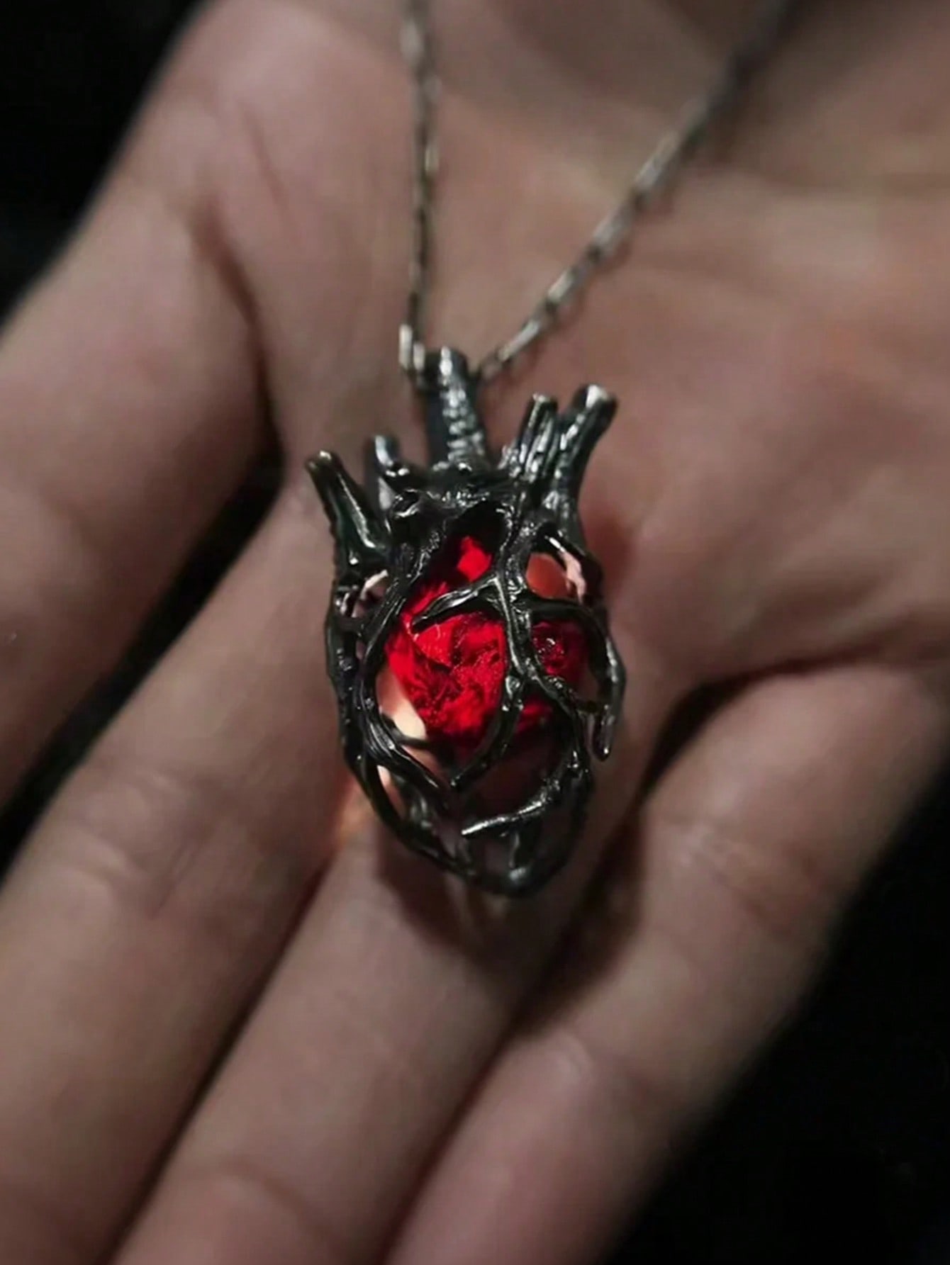

Anatomical Heart Car Pendant with Red & Blue Glass Core - Gothic Couple Necklace, Romantic Valentine s Day Gift красный