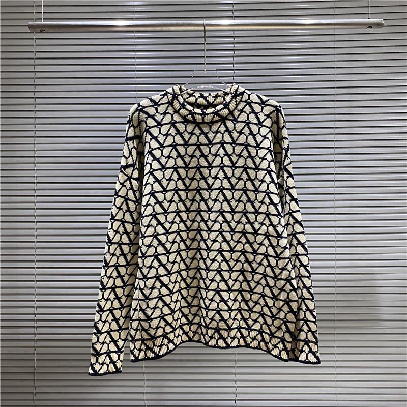 VT Valentino Unisex pletený svetr: 25 stylů, volný střih, kulatý výstřih, žakárové logo s písmenem na hrudi.