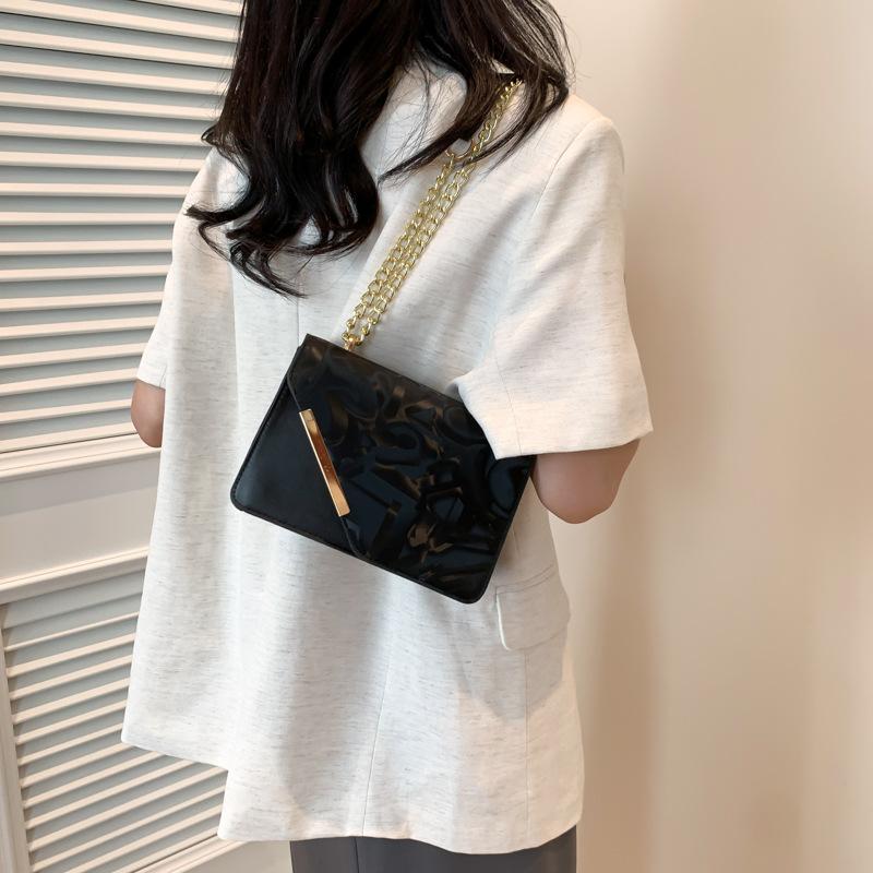 New Small Bag Women's 2025 Spring New Trendy Casual and Beautiful Fashion Small Square Bag Retro Shoulder Messenger Bag Women