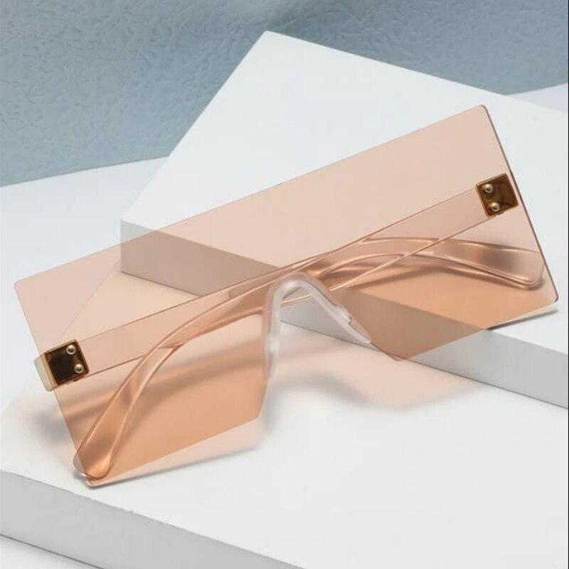 

2023 Новые женские солнцезащитные очки Мужские очки Аксессуары Женские солнцезащитные очки с защитой от ультрафиолета Fashion Square