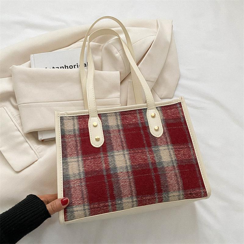 Korean Version of Fashionable Retro Woolen Handbag Bag Women's Trend Personalized Texture Plaid Contrasting Color Single Shoulder Messenger Bag Bucket