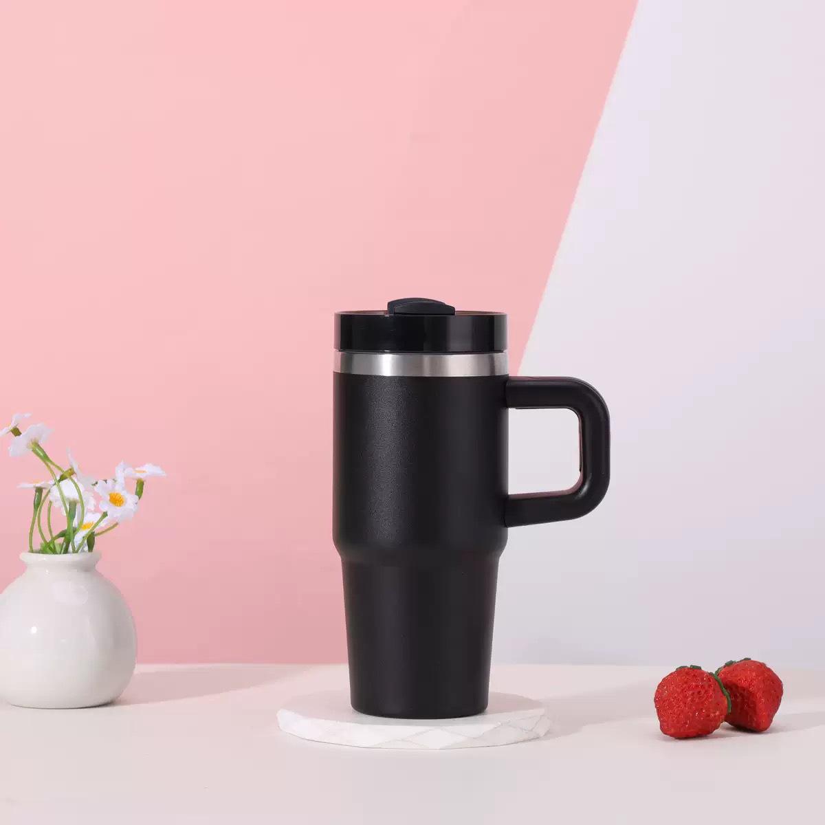 Термокружка Stanley 14 унций для автомобиля с трубочкой 14oz чёрный