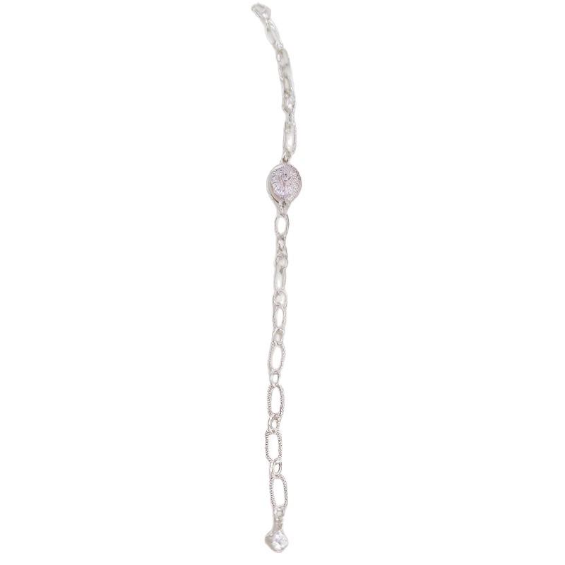 Baroque Snowflake Bracelet: Retro Court Style Bangle for Women