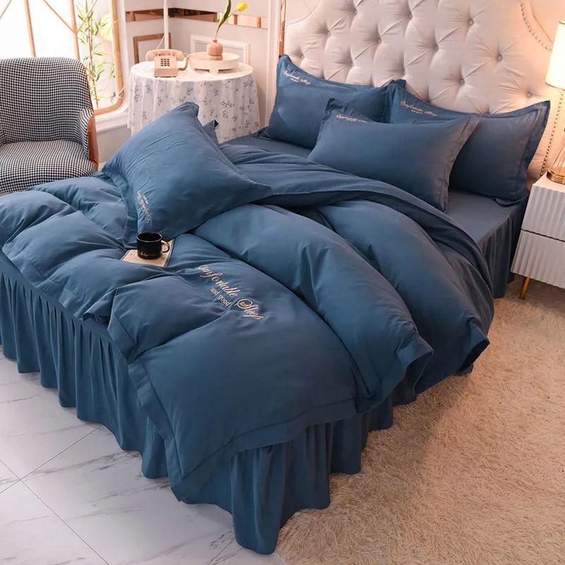 4pcs/set European-style Simple and Modern Solid Color Embroidered Quilt Bedding Bed Skirt Set Bedding Set Comfortable Soft Four-piece Set