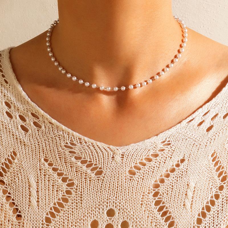2025 Fashion Korean Temperament Versatile Pearl Necklace Women's Single Layer Simple Wind Neck Chain Collarbone Chain
