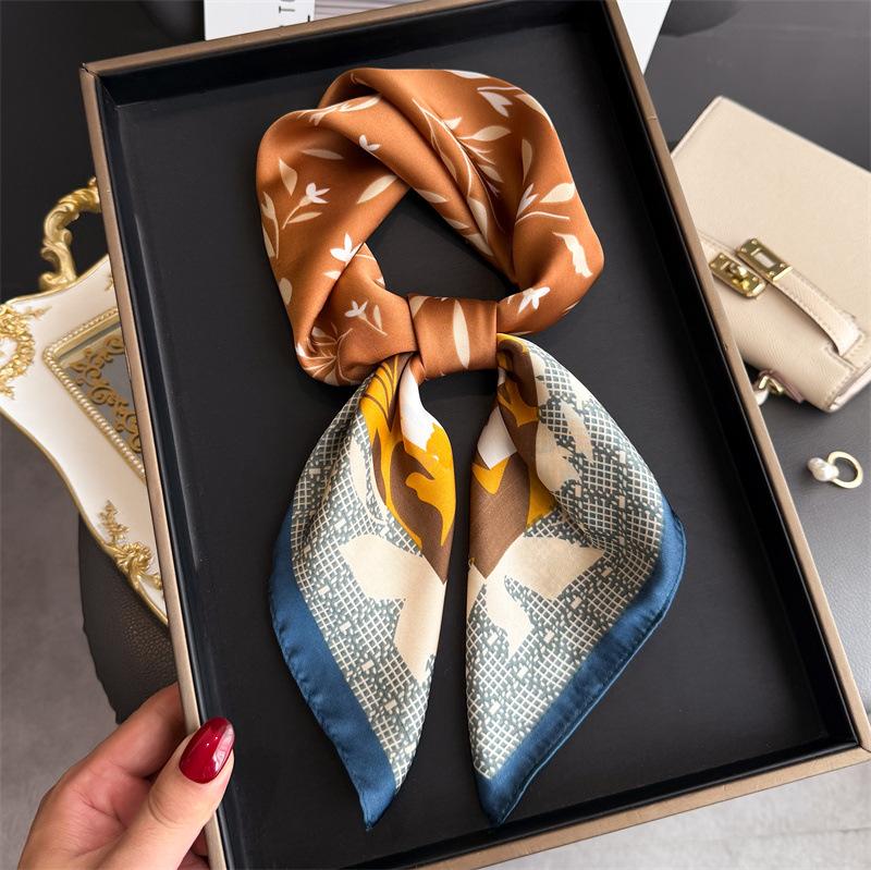 New Silk Scarf Neckerchief Women'S Silk Square Scarf Purse Luxury Scarves For Women Designer Silk Headscarf Bandana