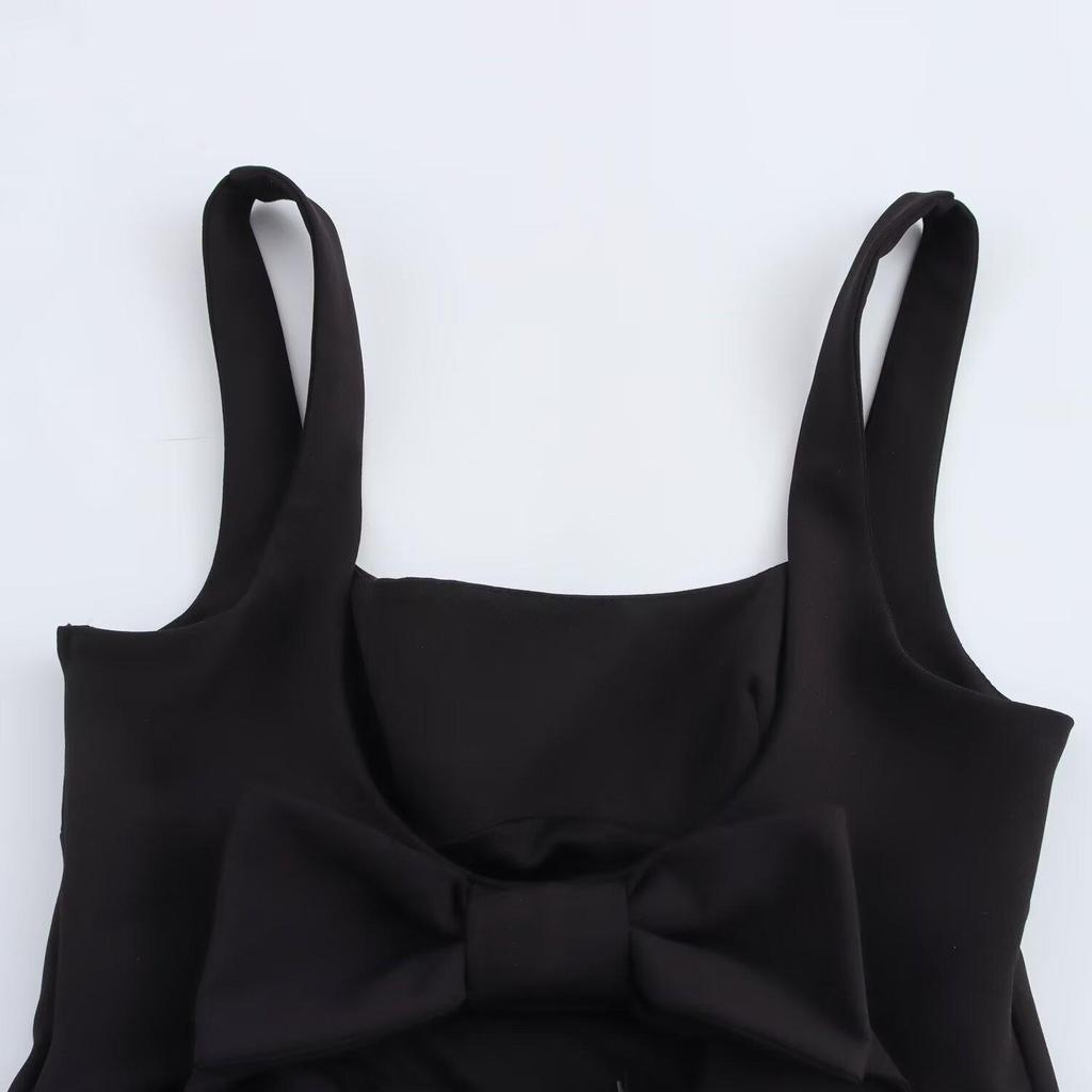 Spring 2025 Sweet Slim Fit Women's Camisole with Bow Back Decoration