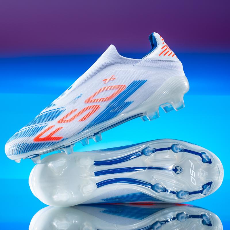 New Men's Soccer Shoes Ultralight Comfortable Adult Futsal Cleats Professional Turf Grass Sport Indoor Non-Slip Football Boots