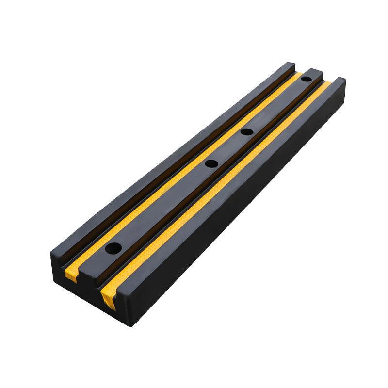 Thickened Rubber Anti-collision Strip: Corner Wall Edge Padding for Docks and Trucks