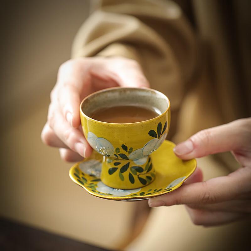 Shouqi Hand-Painted Camellia Underglaze Ceramic Tea Cup