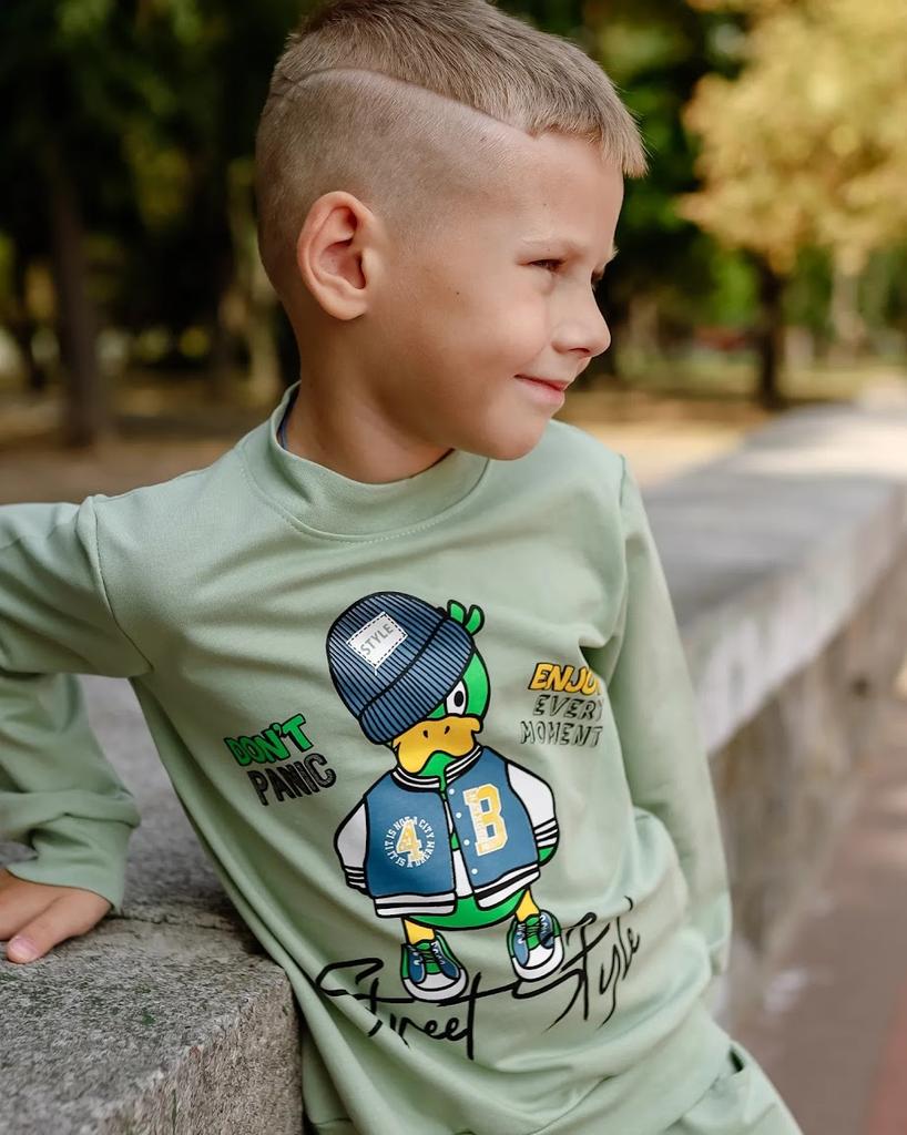 Comfortable Boys’ Tracksuit – Round Neck Pullover & Elastic Waist Pants with Cuffs, Durable Fabric, Any Season, 6063-057-33-9 HC