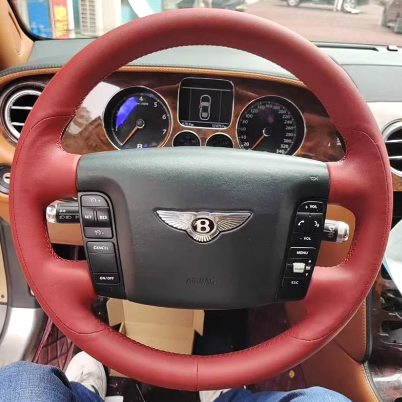 

Для Bentley Flying Spur 2005 2006 2007 DIY Чорна Шкіра Нековзна Накладка на Кермо Автомобіля Плетіння Червона Строчка Інтер єр