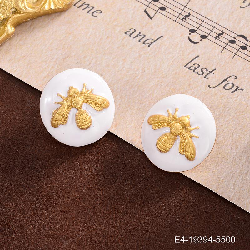 Vintage White Round Drop Earrings - French Retro Style Women's Light Luxury