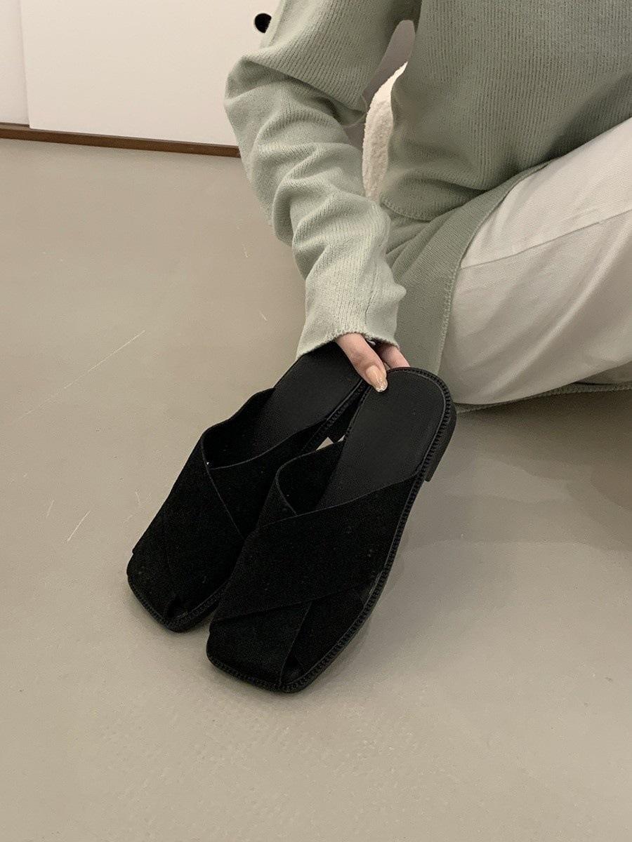 

Женские сумки на голову полушлепанцы весна и лето носить черный универсальный ленивый одинарные туфли ретро низкий каблук один педаль мюли 35 чёрный