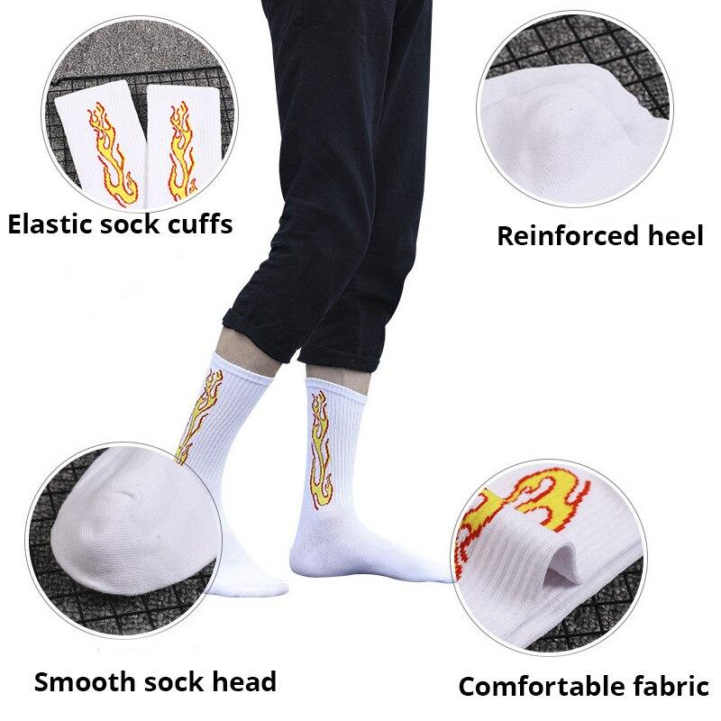 2 Paar Neue Herrensocken Herbst und Winter Reine Baumwolle Mittelhohe Sportsocken Der Street-Trend von Herrensocken