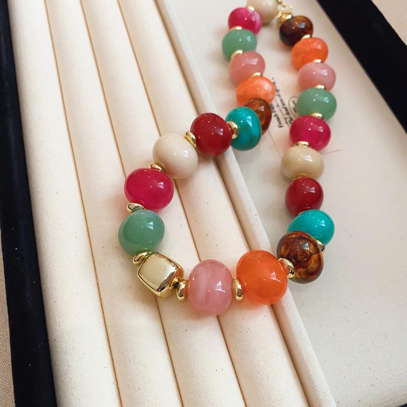 Elegant Summer Acrylic Beaded Necklace: Fashionable Round Clavicle Chain Jewelry