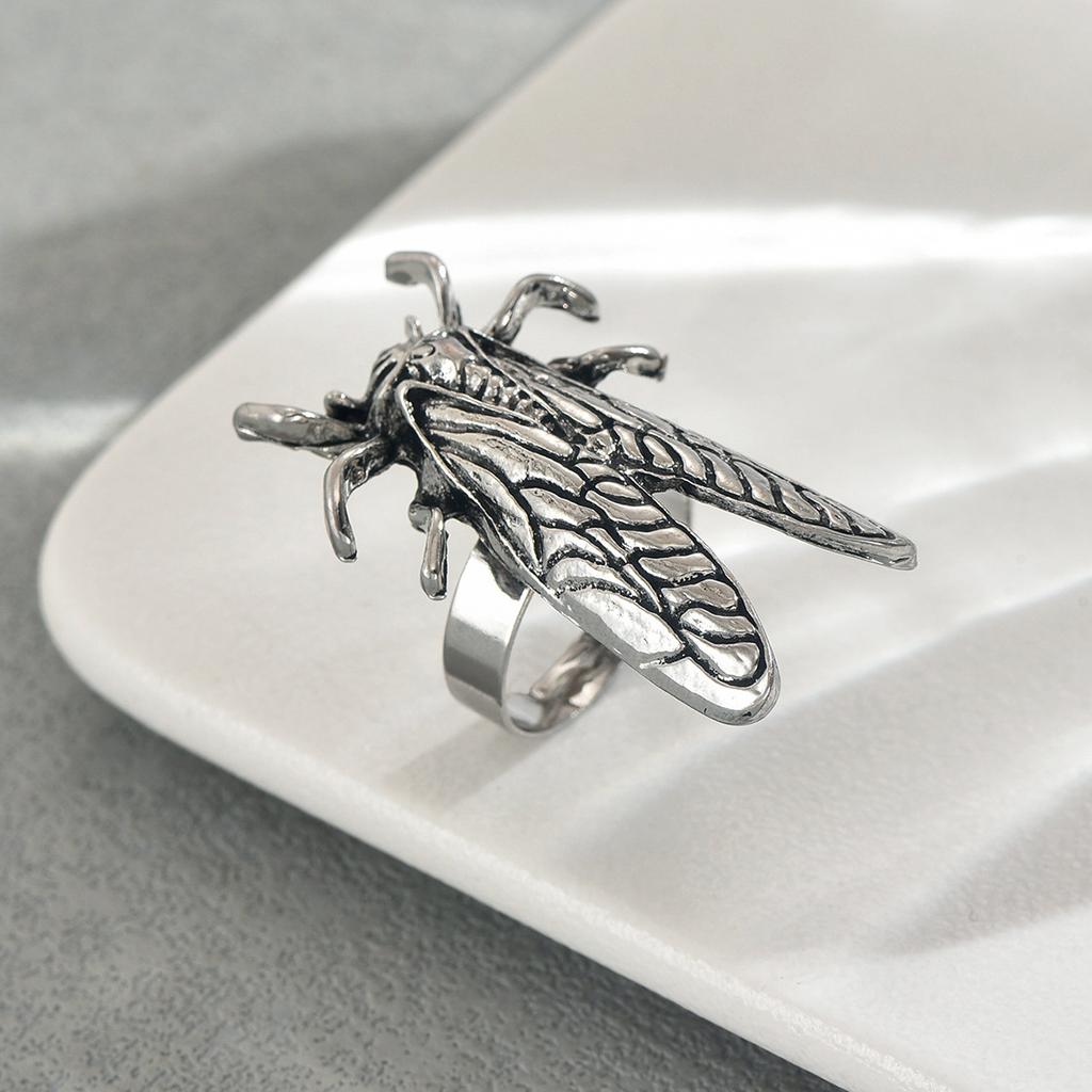 Ring im Vintage-Stil mit personalisiertem Zikaden-Insekten-Element-Design, verstellbarer offener Ring, vielseitiges Handaccessoire für Frauen