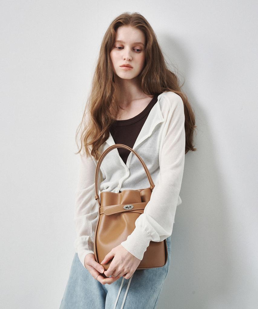 Ostkaka Classic Belt Bucket Bag Brown