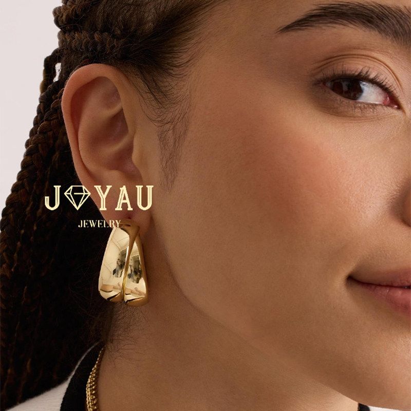Joyau New York City Fashion Wind Double Ring Earring Ring/Stud Earring Painless Ear Clip Glossy Wide Circle Fashionable Design Earrings A Pair of Gold Earrings [with Pierced Ears]