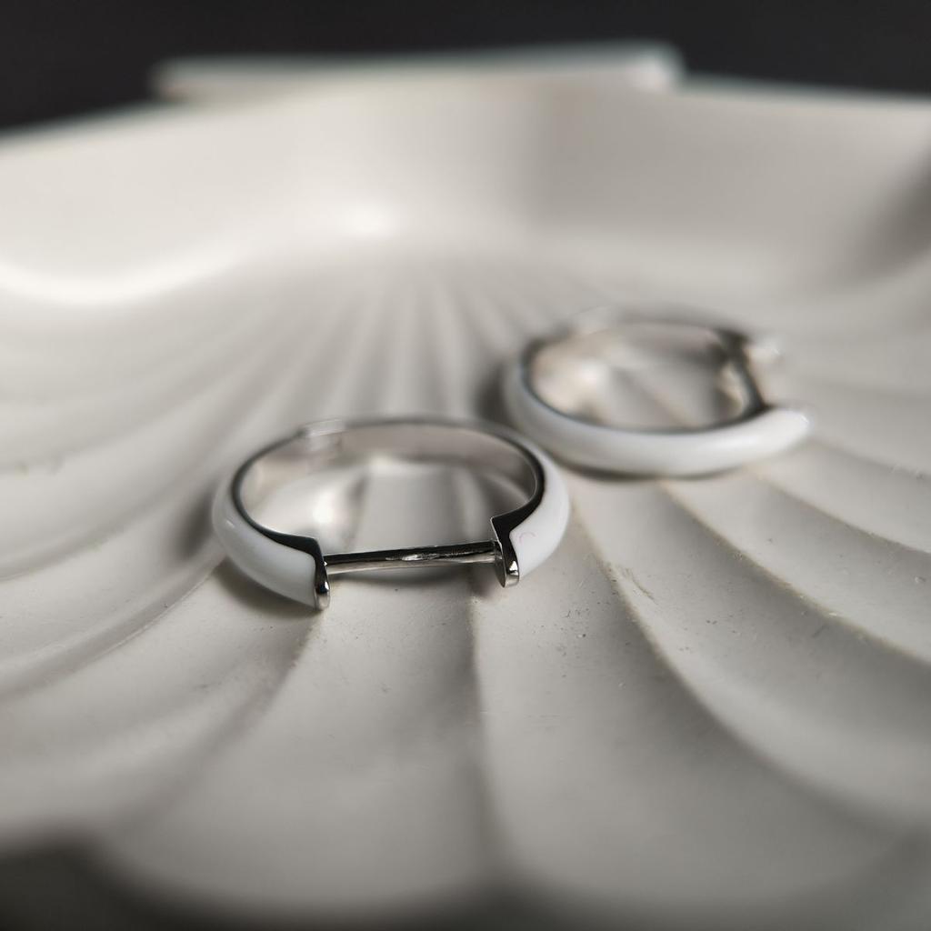 Серебряные серьги с фианитами, емаллю (2181200)