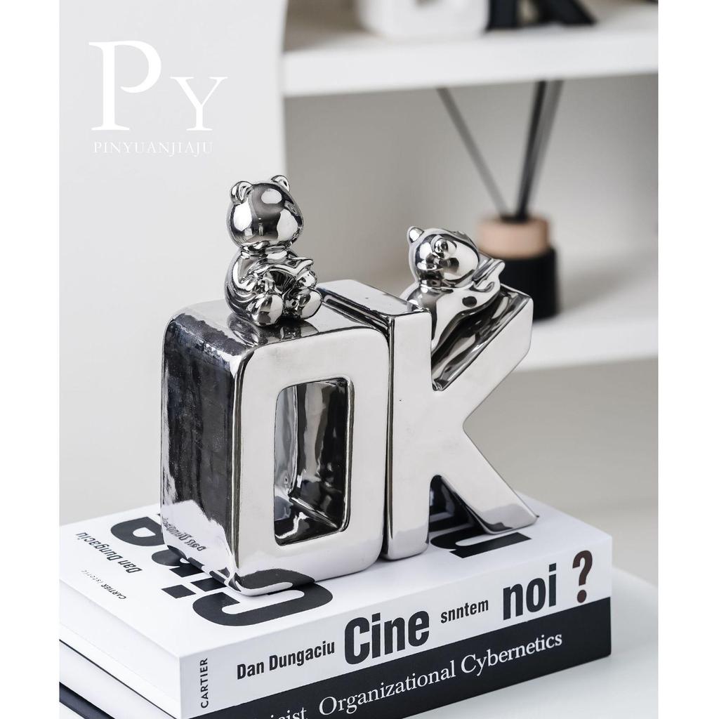 Modern Luxury Bookend Light Ornament for Living Room, Wine Cabinet, and Children's Room Decor