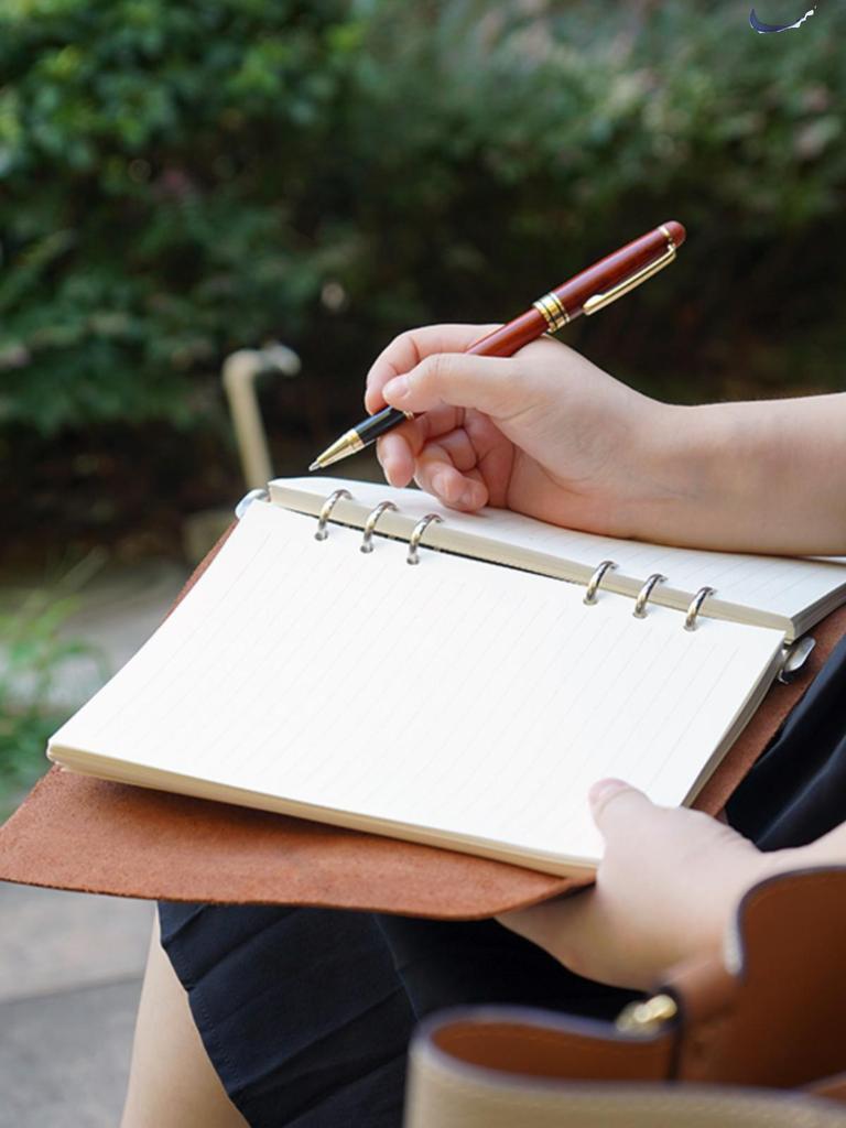 Handcrafted A5 Ring Binder Cowhide Leather Sketchbook - Refillable 