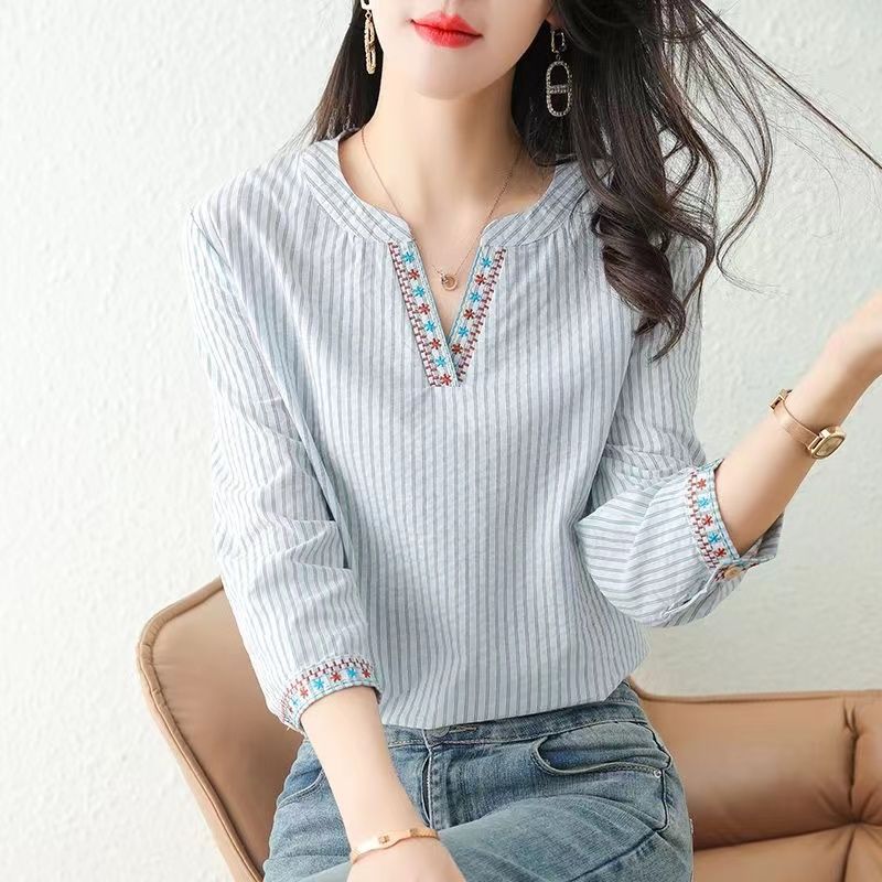 Split Sleeved Striped Shirt for Women's Spring and Autumn Versatile Ethnic Style V-neck Top