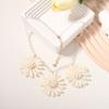Summer new light-colored raffia hand-woven small daisy flower necklace, fashionable niche atmosphere