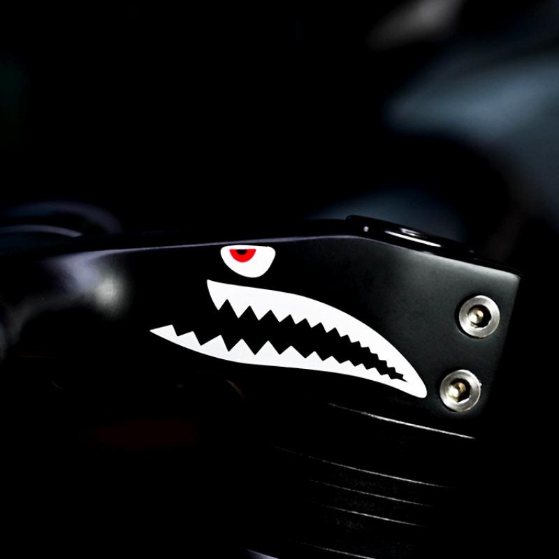 1 Paar Personalisierte Hai Rennrad Aufkleber Wasserdicht Fahrradrahmen Lustige Dekoration MTB Fahrradrohr Vinyl Aufkleber