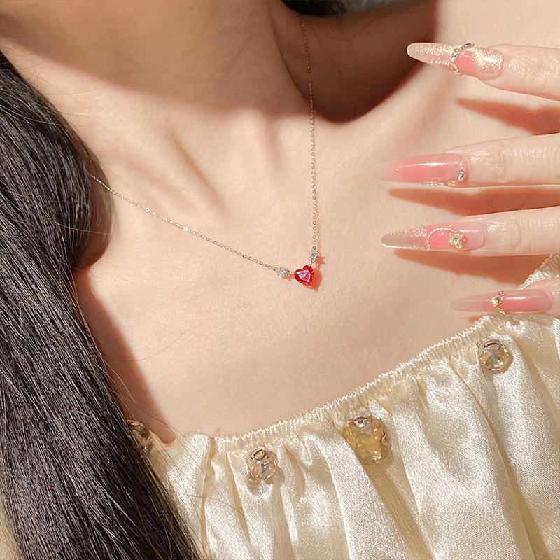 S925 Sterling Silver Heart Necklace with 5A Zirconia, Clear Sky Collection, Women's Clavicle Chain