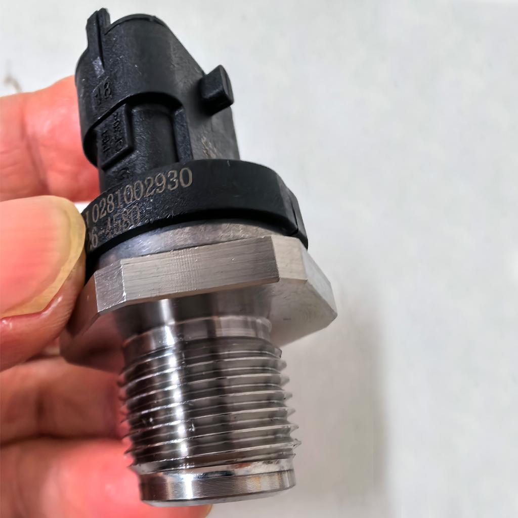 Original 0281002930 Oil Fuel Rail Pressure Sensor Regulator OEM 51274210233 504333094 For Man Iveco Volvo Fiat Chevrolet S10 206
