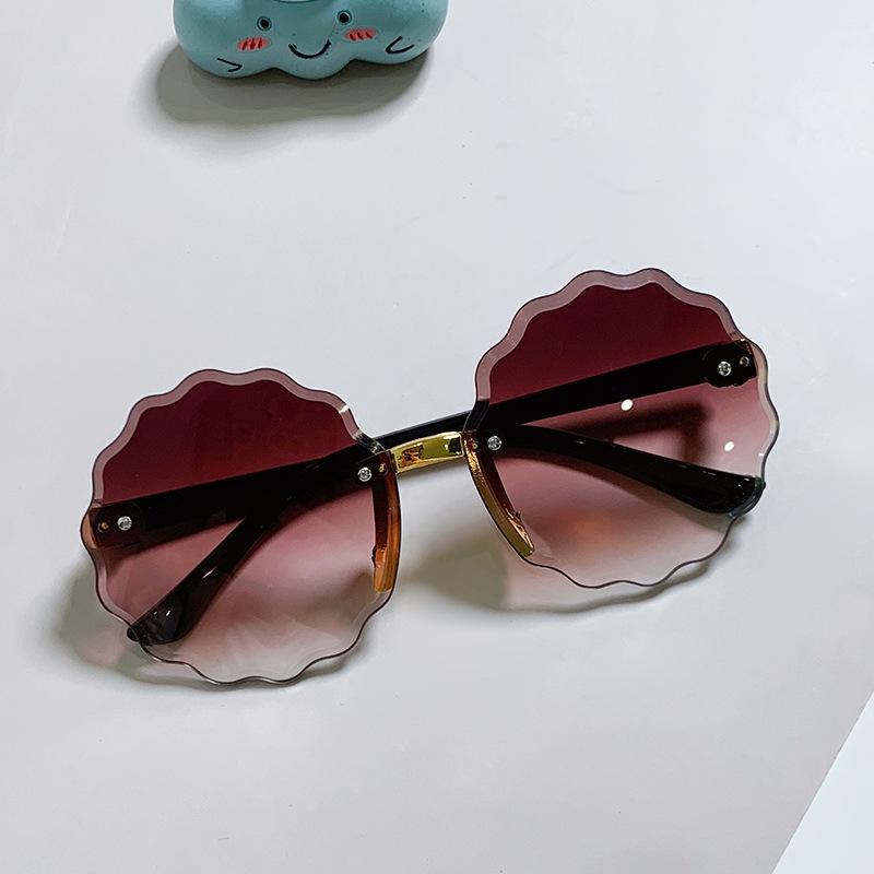 Frameless Square Spring and Summer Bright Fashion Women's Sunglasses Are Suitable for Daily Vacation Beach Accessories