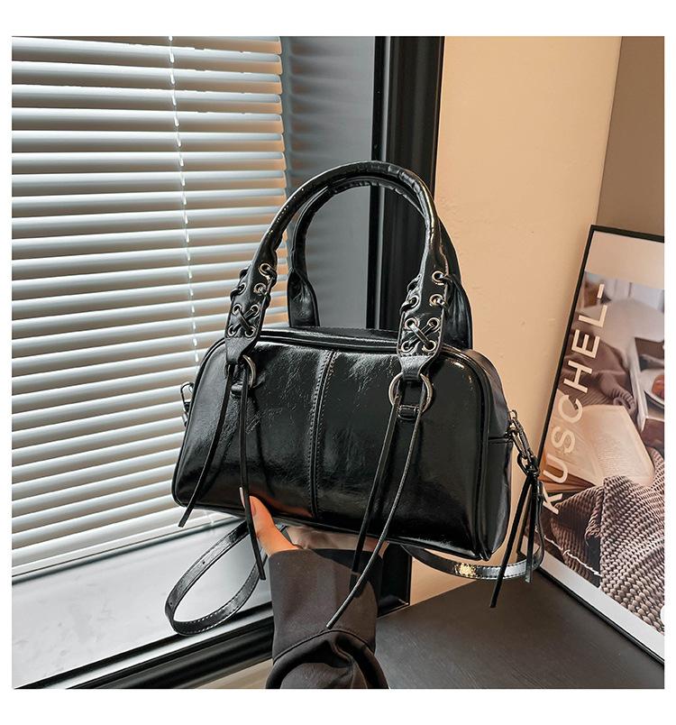 Mode Boston Handtasche Damen 2025 neue Retro Umhängetasche vielseitige Messenger Bag kleine quadratische Tasche