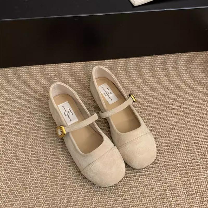 Light mouth red single shoes girl 2025 spring and autumn new retro gentle fairy suede Mary Jane shoes flat beanie shoes