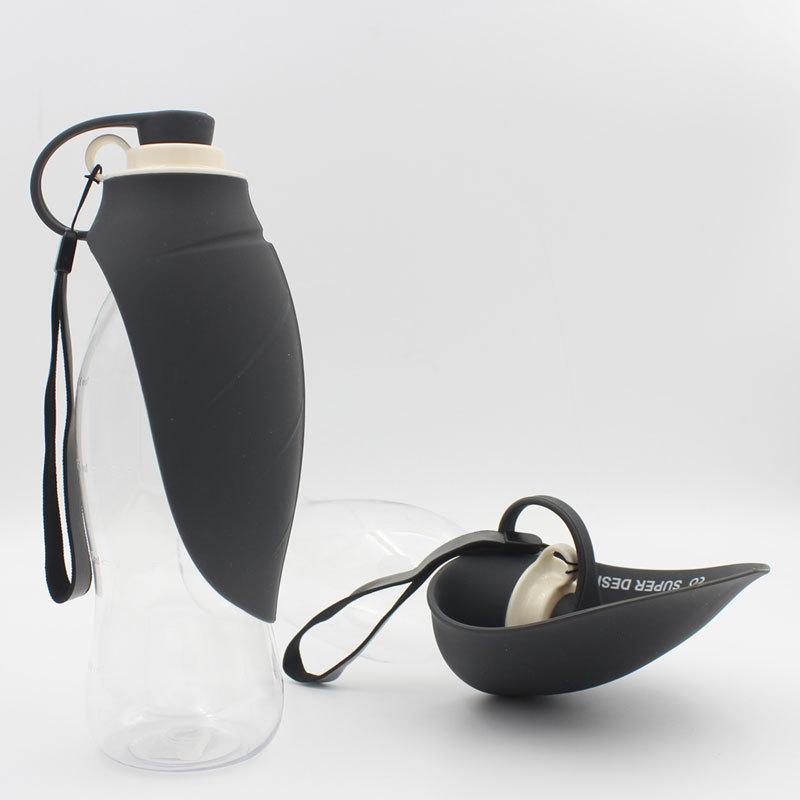 Eco-Friendly Durable Portable Pet Dog Drinking Cup Outdoor Water Feeder Bottle with Silicone & Plastic Construction